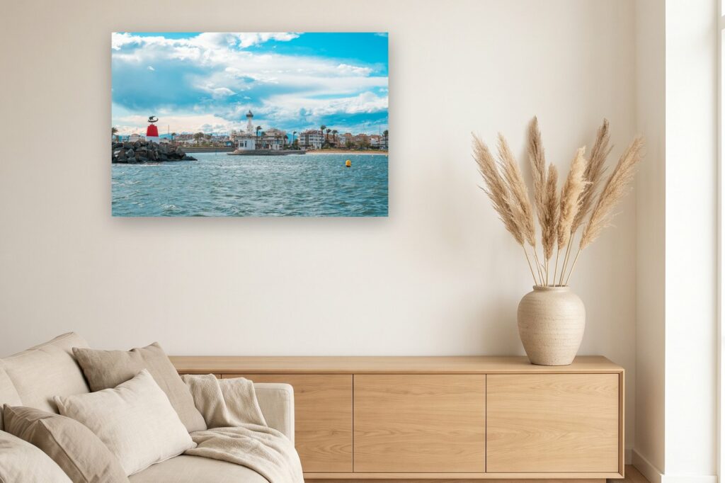 Leinwand Empuriabrava 9 als 120 x 80 cm Leinwand im Wohnzimmer
