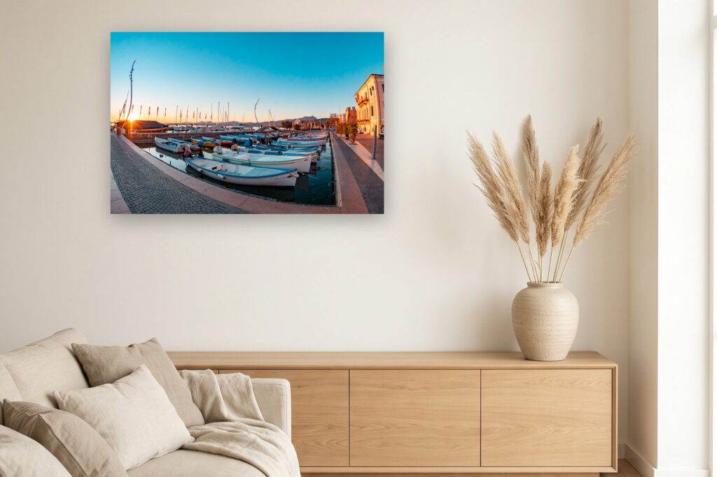 Leinwand Gardasee 7 als 120 x 80 cm Leinwand im Wohnzimmer