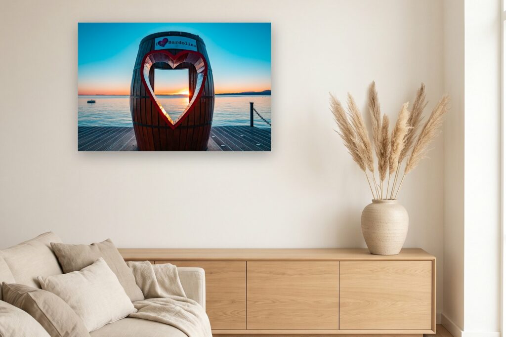 Leinwand Gardasee 8 als 120 x 80 cm Leinwand im Wohnzimmer