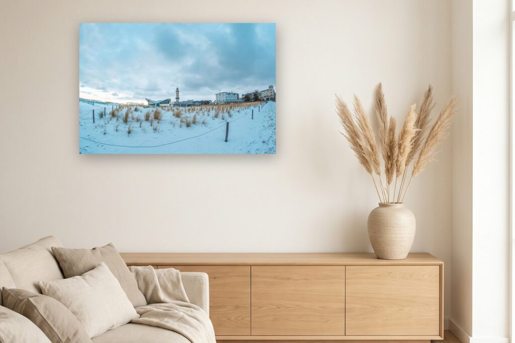 Leinwand Warnemünde 3 als 120 x 80 cm Leinwand im Wohnzimmer